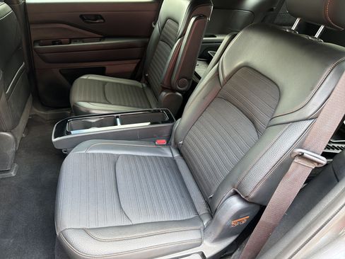 Used 2024 Nissan Pathfinder Rock Creek AWD/4WD image 20