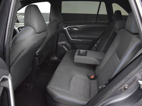 Used 2023 Toyota RAV4 SE AWD/4WD image 12