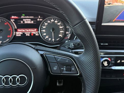 Used 2022 Audi S5 Premium image 40