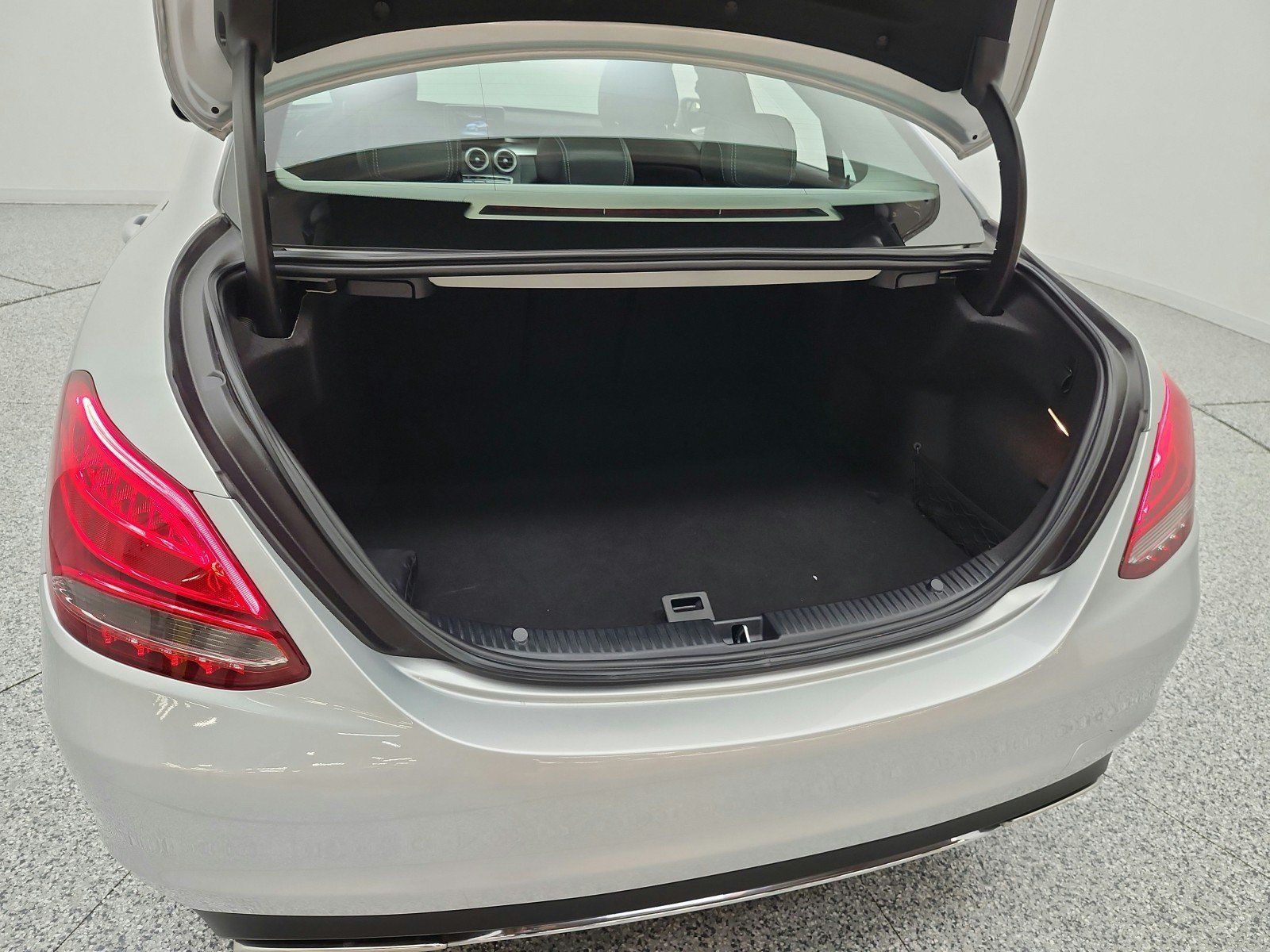 Used 2017 Mercedes-Benz C 300 Sedan image 21