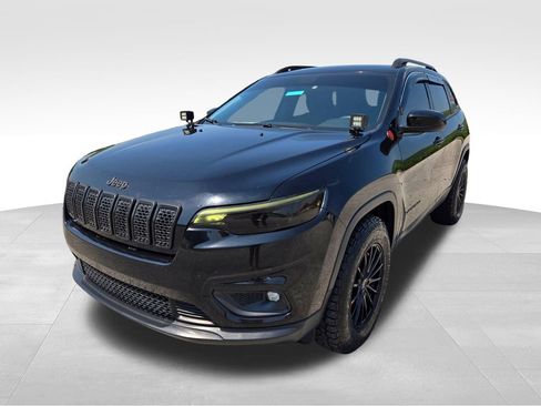 Used 2019 Jeep Cherokee Latitude w/ Popular Appearance Group FWD image 9