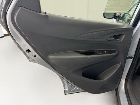 Used 2017 Chevrolet Bolt Premier w/ Driver Confidence II Package image 26