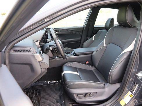 Certified 2025 Toyota Camry SE FWD image 8