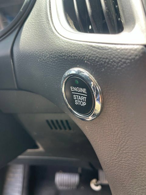 Used 2023 Ford Edge SE AWD/4WD image 21