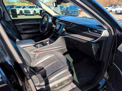 Used 2021 Jeep Grand Cherokee L Limited image 12