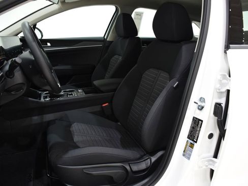 New 2026 Kia K5 LXS FWD image 22