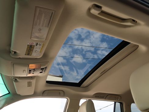 Used 2013 Lexus GX 460 image 33