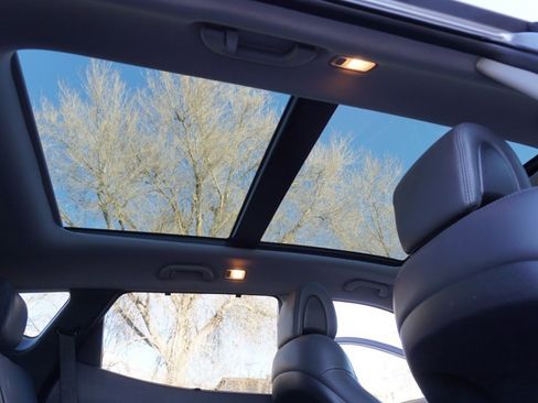 Used 2018 Hyundai Santa Fe Sport w/ Cargo Package image 39