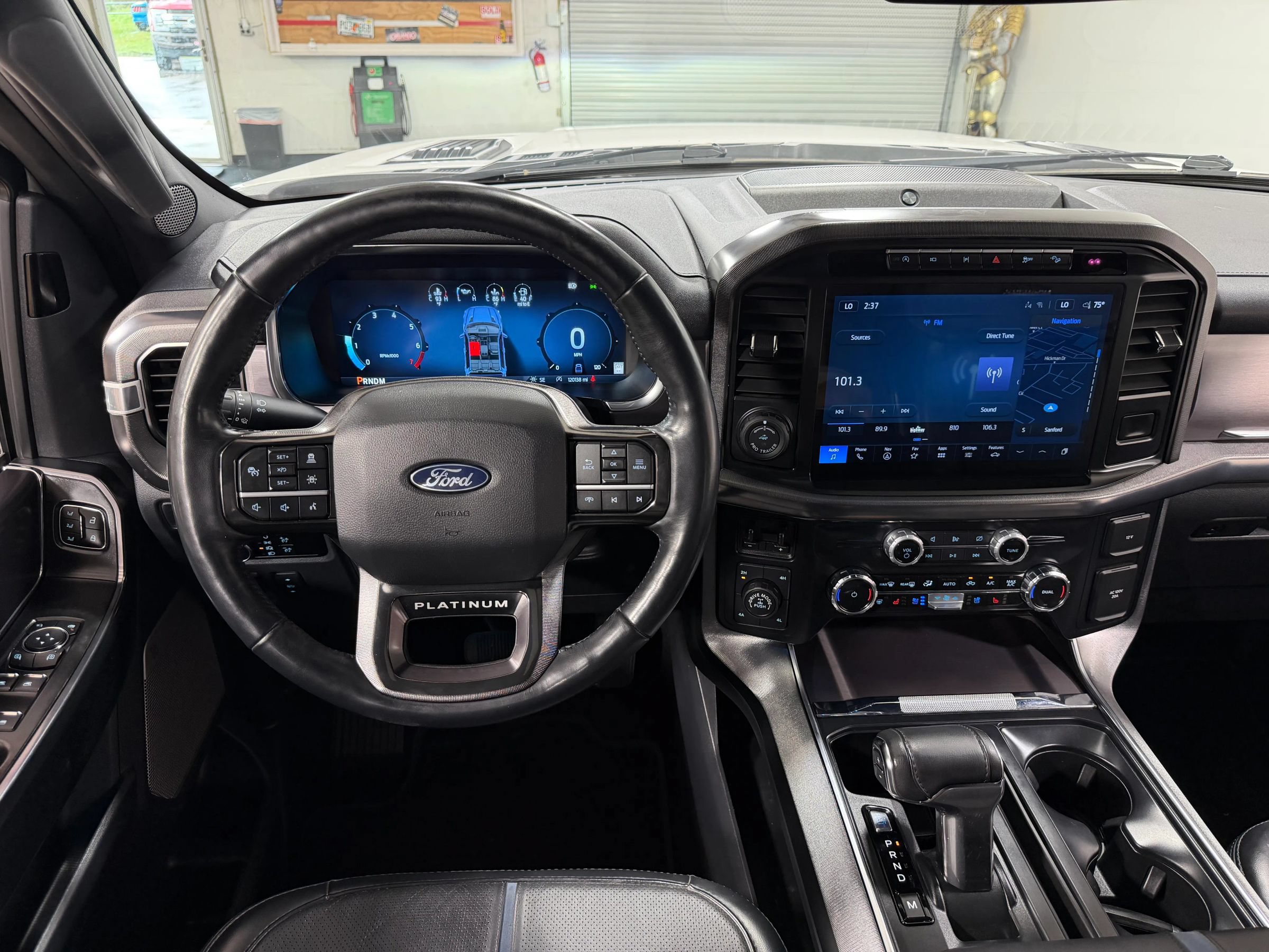 Used 2024 Ford F150 Platinum w/ FX4 Off-Road Package AWD/4WD image 24