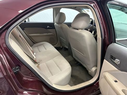 Used 2011 Ford Fusion SE w/ 202A Rapid Spec Order Code image 16