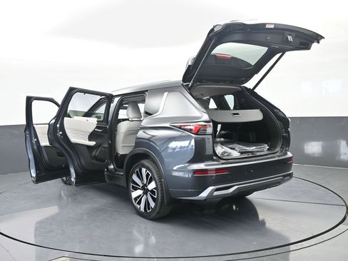 New 2026 Mitsubishi Outlander SEL FWD image 75