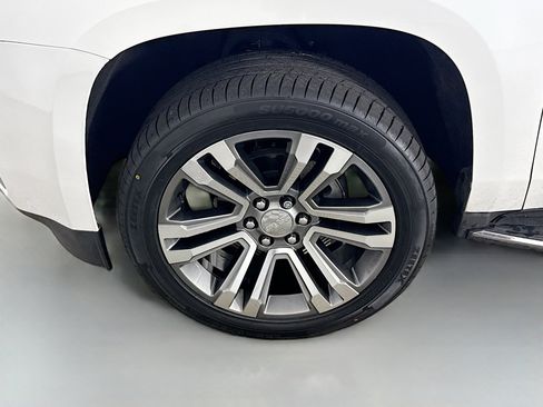 Used 2019 GMC Yukon Denali RWD image 38