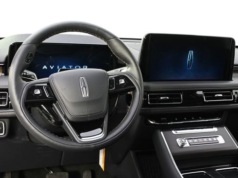 New 2026 Lincoln Aviator Reserve AWD/4WD image 12