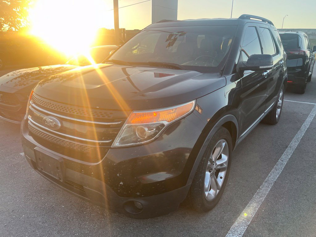 Used 2013 Ford Explorer Limited FWD image 2