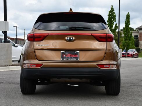 Used 2017 Kia Sportage LX AWD/4WD image 8