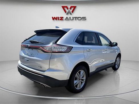Used 2017 Ford Edge SEL image 3