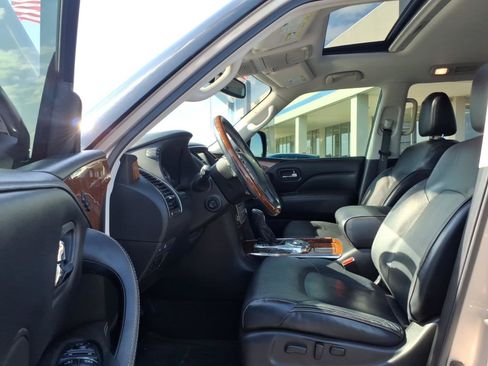 Used 2019 INFINITI QX80 Luxe RWD image 18