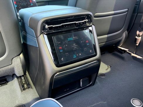 New 2025 Cadillac Escalade IQ Sport 2 image 20