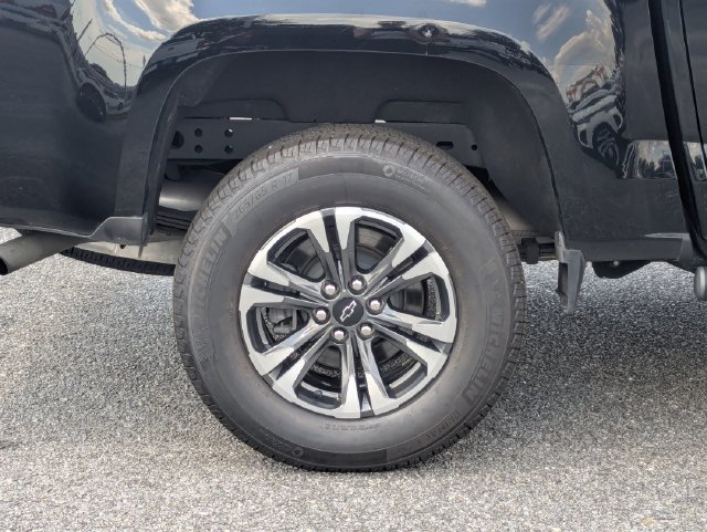 Used 2022 Chevrolet Colorado Z71 RWD image 12