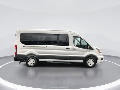 Used 2025 Ford Transit 350 XLT image 9
