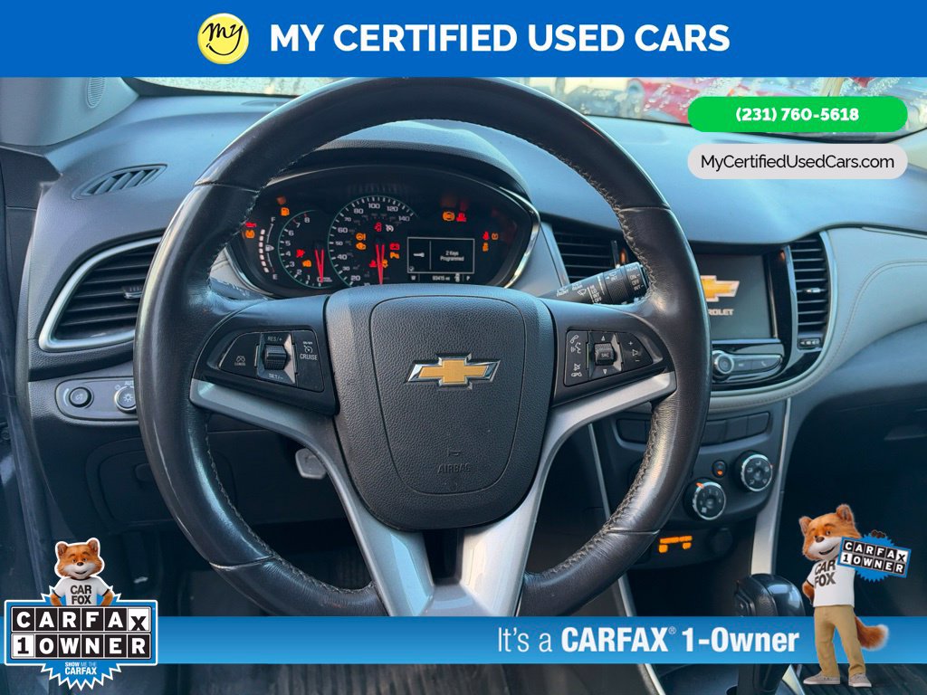 Used 2021 Chevrolet Trax LT w/ Premium Seat Package AWD/4WD image 24