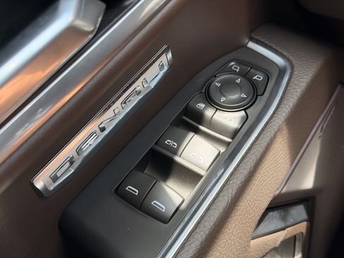 Used 2026 GMC Sierra 1500 Denali AWD/4WD image 29