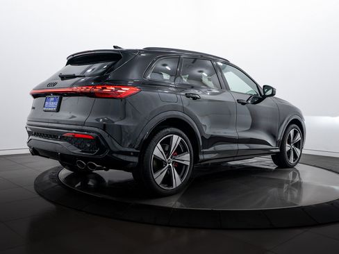 New 2025 Audi SQ5 Premium Plus image 4