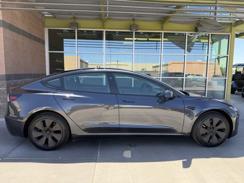 Used 2024 Tesla Model 3 RWD image 9