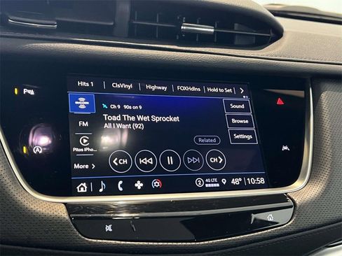 Certified 2025 Cadillac XT6 Luxury image 28