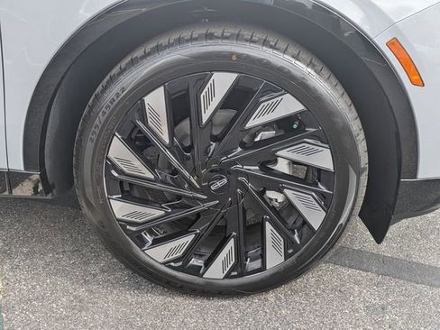 New 2026 Lincoln Nautilus Reserve image 10