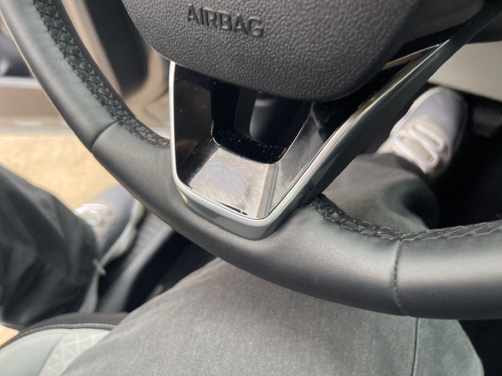 Used 2023 Ford Escape Active w/ Tech Pack #2 FWD image 17