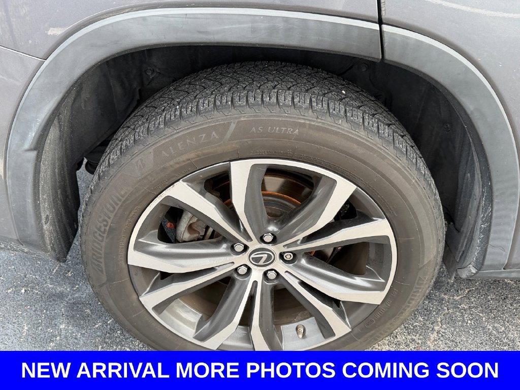 Used 2018 Lexus RX 450hL Premium w/ Premium Package AWD/4WD image 10