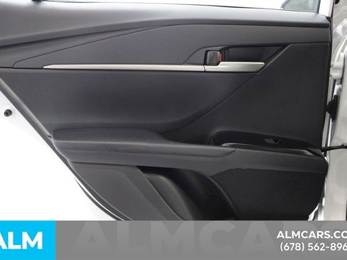 Used 2025 Toyota Camry SE image 49