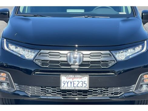 Certified 2026 Honda Odyssey EX-L image 13