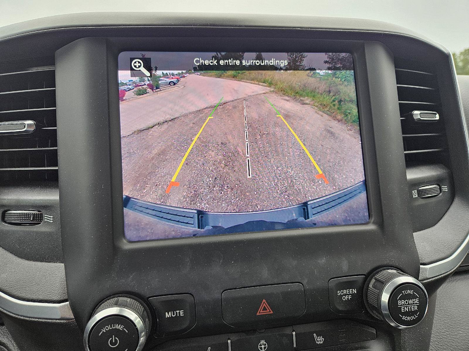 Used 2020 RAM 1500 Big Horn AWD/4WD image 12