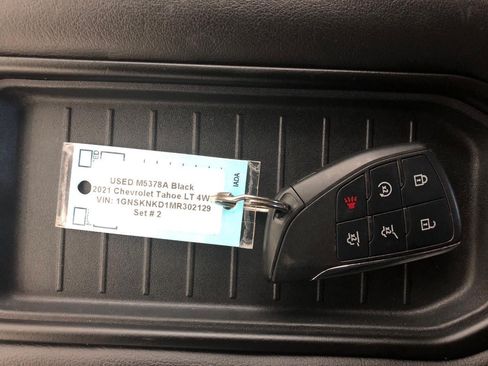 Used 2021 Chevrolet Tahoe LT AWD/4WD image 23