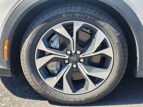 Used 2025 Ford Mustang Mach-E Select image 9