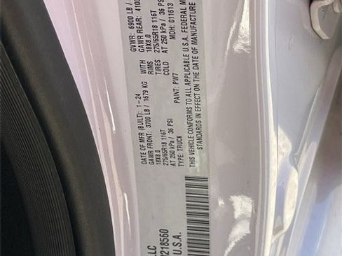 Used 2024 RAM 1500 Laramie image 31