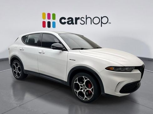 Used 2024 Alfa Romeo Tonale Veloce AWD/4WD image 7