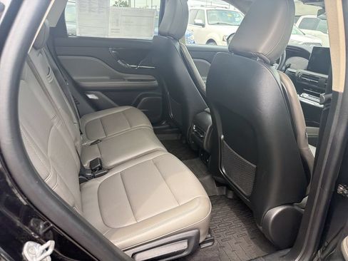 Certified 2024 Lincoln Corsair AWD w/ Equipment Group 101A image 17