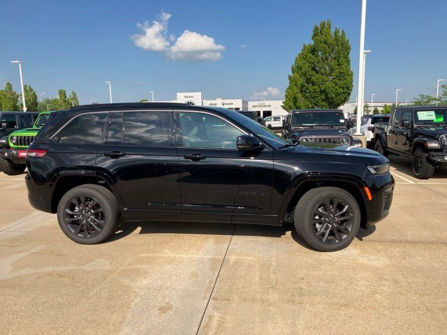 New 2026 Jeep Grand Cherokee Limited AWD/4WD image 5