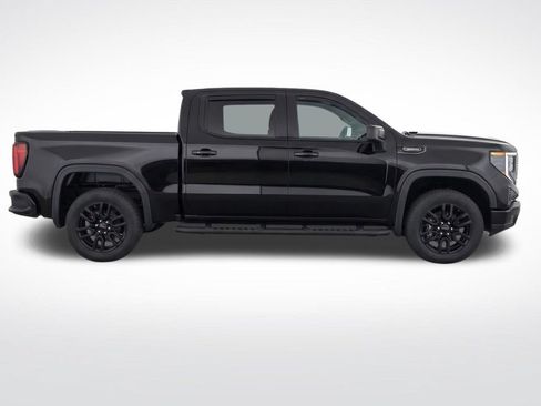 Used 2025 GMC Sierra 1500 Elevation AWD/4WD image 9