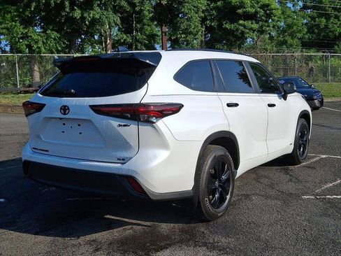 Certified 2025 Toyota Highlander XLE AWD/4WD image 26