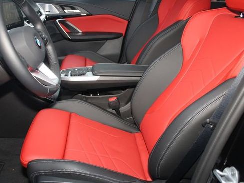 New 2025 BMW X1 xDrive28i w/ Premium Package image 18