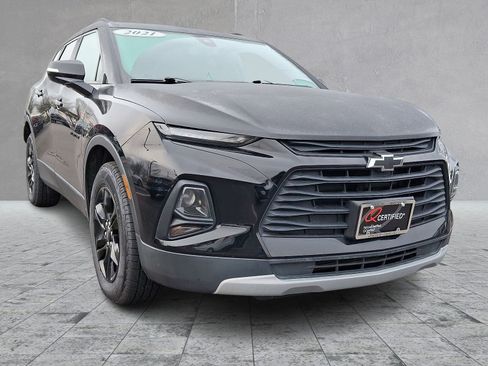Used 2021 Chevrolet Blazer LT image 2