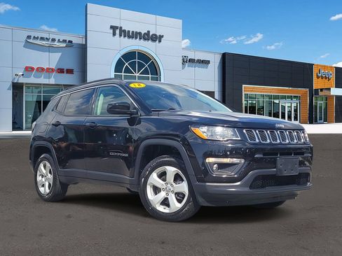 Used 2018 Jeep Compass Latitude w/ Popular Equipment Group AWD/4WD image 1