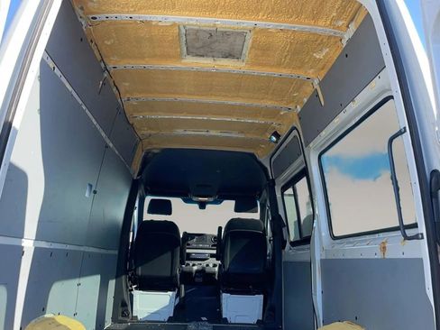 Used 2023 Mercedes-Benz Sprinter 2500 image 30