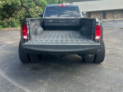 Used 2018 RAM 3500 Tradesman w/ Chrome Appearance Group AWD/4WD image 31