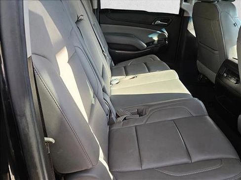 Used 2019 Chevrolet Suburban LT w/ Off-Road Package image 21