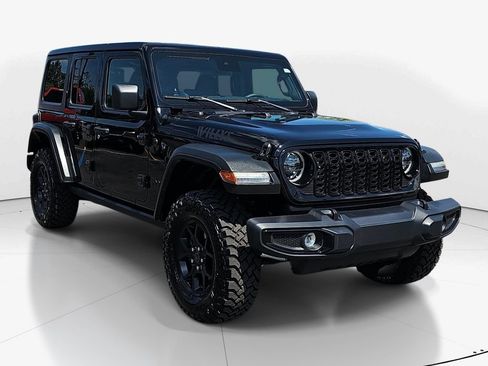Used 2025 Jeep Wrangler Unlimited Sport AWD/4WD image 3